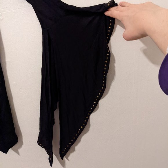 C. Oliver top with brads and 70s sleeves - NWT - Sz M - Picture 4 of 4